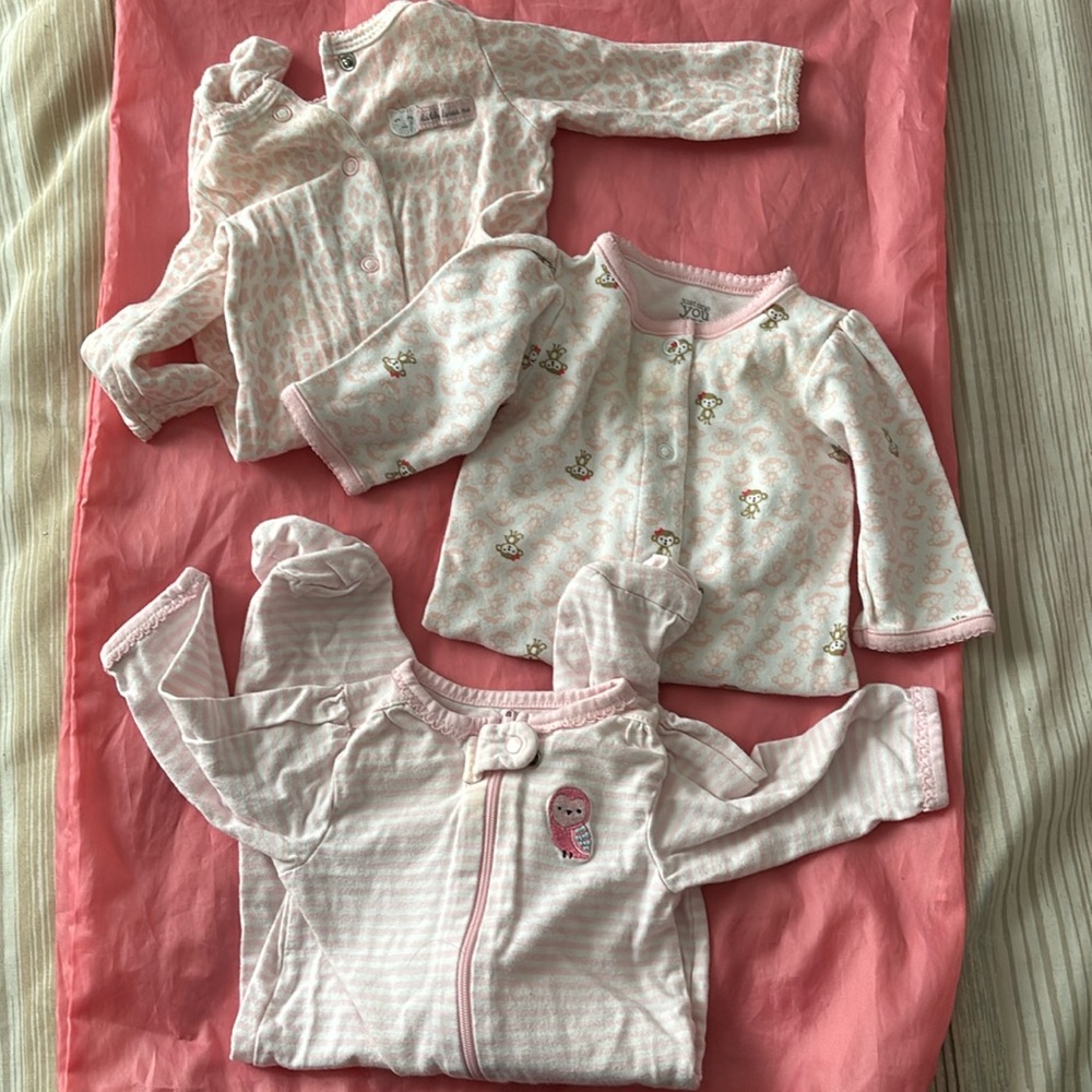 3 footie snap up footie pyjamas - kitty, monkey and owl themes.